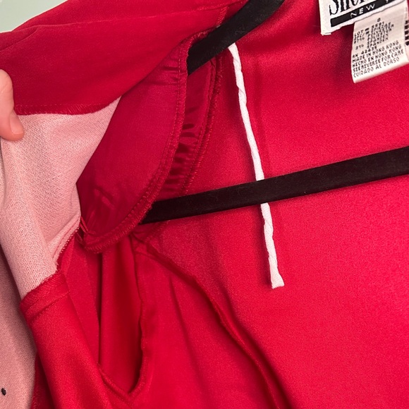 Vintage Sheri Martin Elegant Red Blazer with Black Accents - Picture 9 of 9